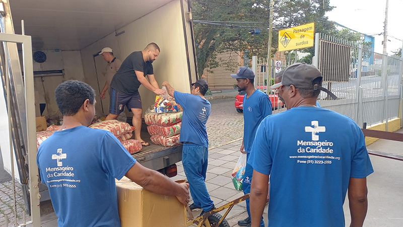 Socorro chega ao locais de atendimentos da Lomba do Pinheiro e Viamão