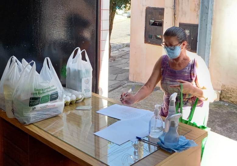 Alimento socorre população da Vila Cruzeiro