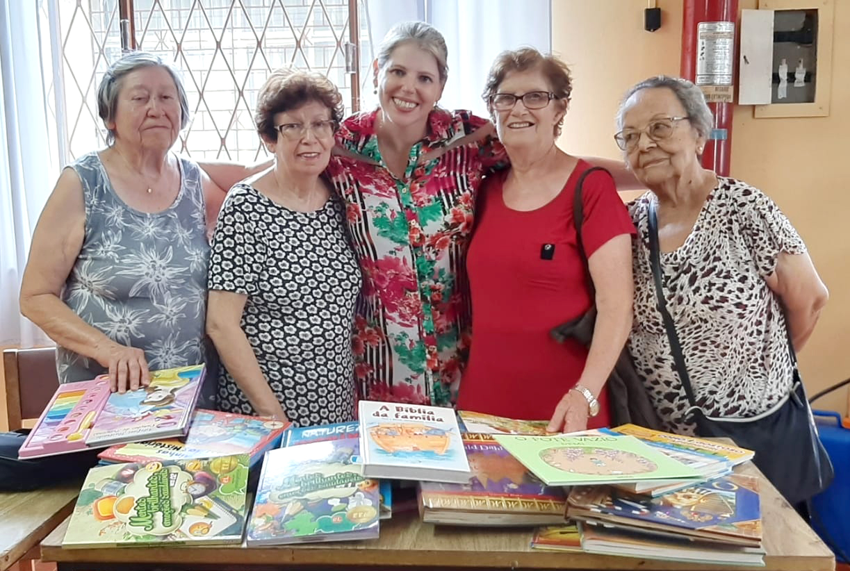 Mensageiro da Caridade promove incentivo à leitura para crianças