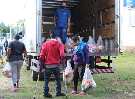 Ação na Comunidade beneficia famílias do bairro Timbaúva